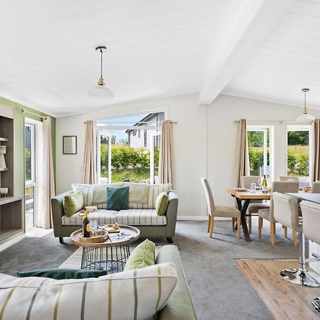 Rose Lodge, 21 Roadford Lake Lodges Lifton Екстериор снимка