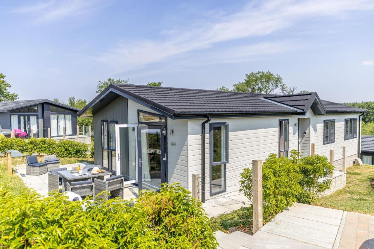 Rose Lodge, 21 Roadford Lake Lodges Lifton Екстериор снимка
